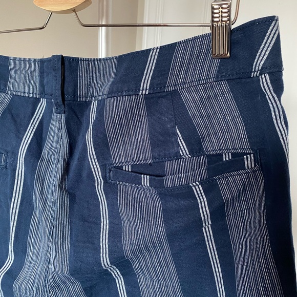 Hollister Classic Fit Short - Picture 7 of 10